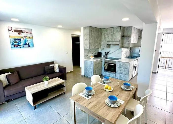 公寓 Serene Napa - Heart Of 圣纳帕