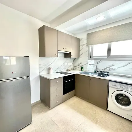 Serene Napa - Heart Of איה נאפה