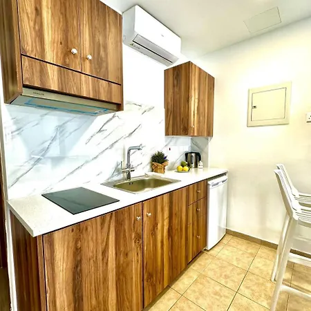 Serene Napa - Heart Of איה נאפה