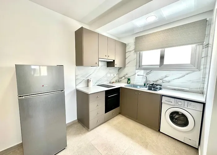 Serene Napa - Heart Of Ayia Napa